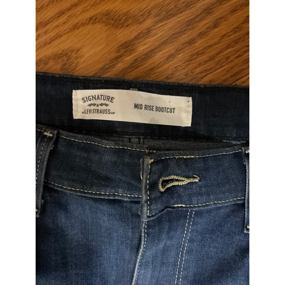 Signature by Levi Strauss Mid Rise Bootcut Jeans Dark Wash 16M W33 L32 NEW - Picture 3 of 5